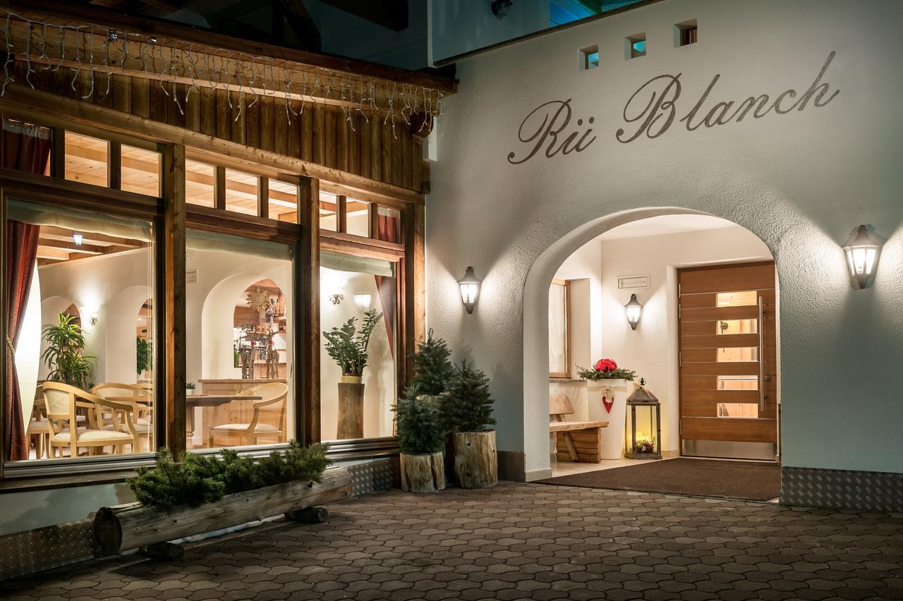 B&B - Hotel Ciasa Rue Blanch San Cassiano (Badia) Exterior foto